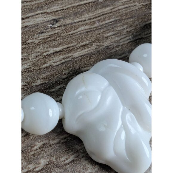 Vintage Miriam Haskell White Milk Glass Leaf Necklace  14" Choker Art Deco Style - Picture 5 of 5